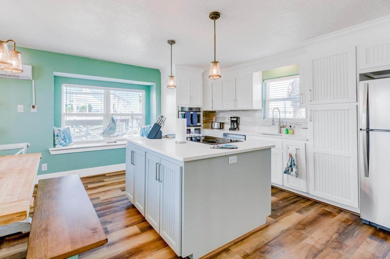 The Quirky Whale Villa Surfside Beach Luaran gambar