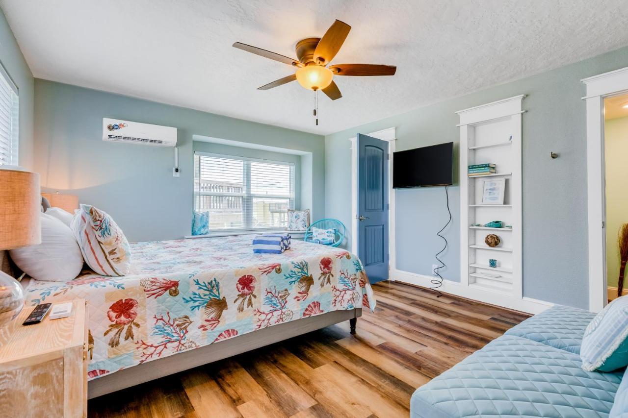 The Quirky Whale Villa Surfside Beach Luaran gambar